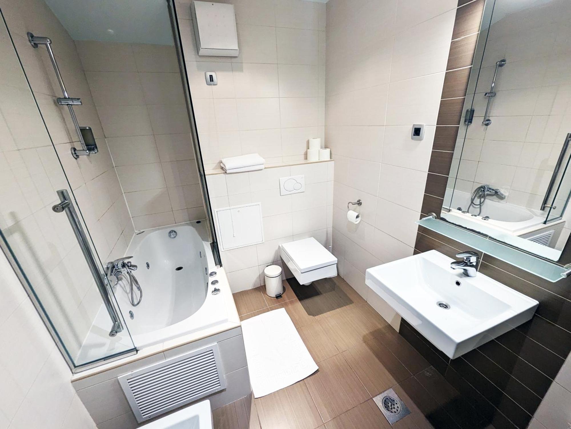 Nitro Rooms Ljubljana Ngoại thất bức ảnh