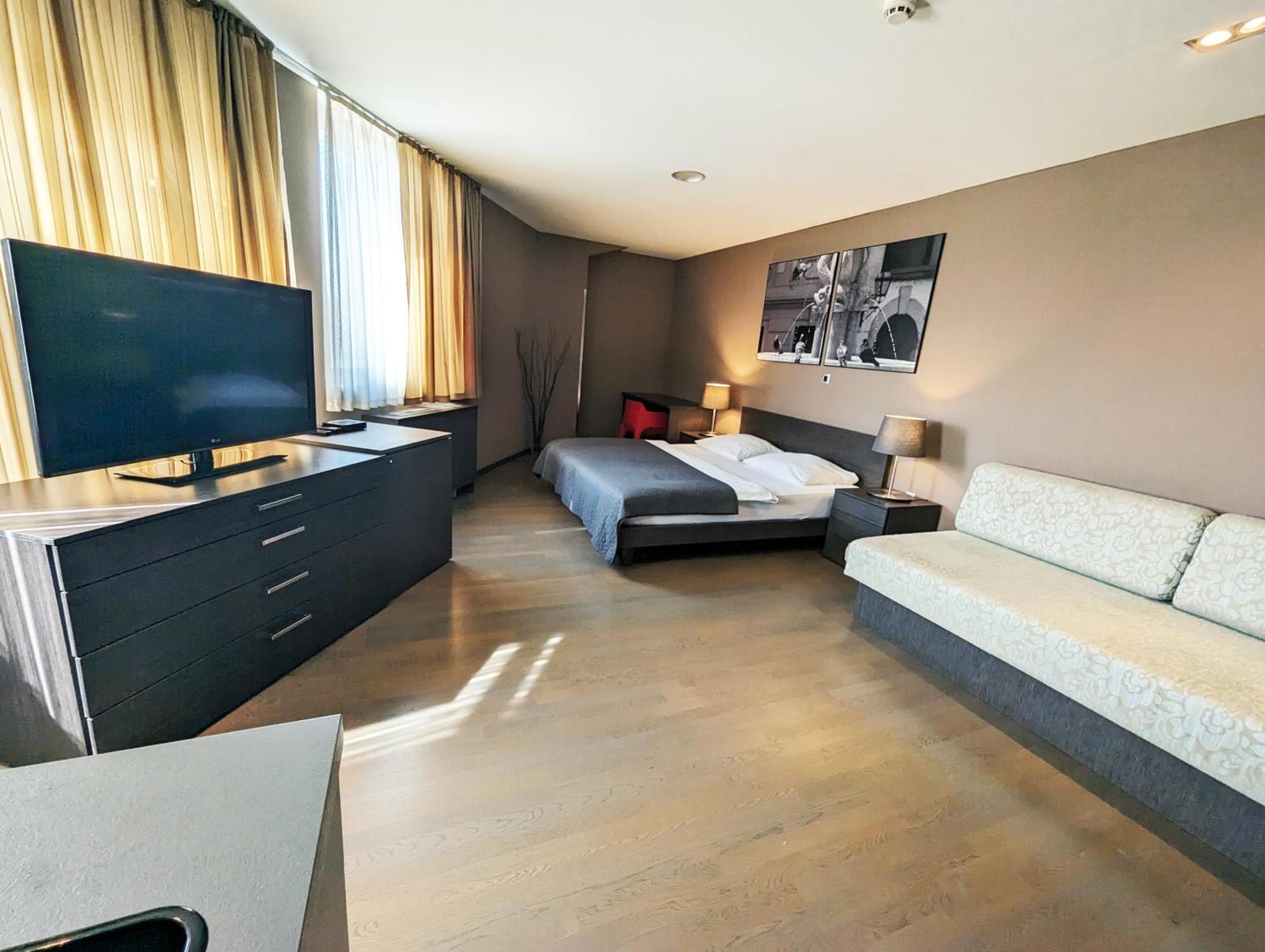 Nitro Rooms Ljubljana Ngoại thất bức ảnh